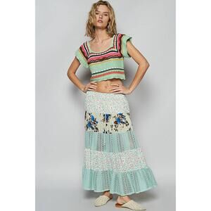 33. Pol Crochet lace mix floral printed skirt